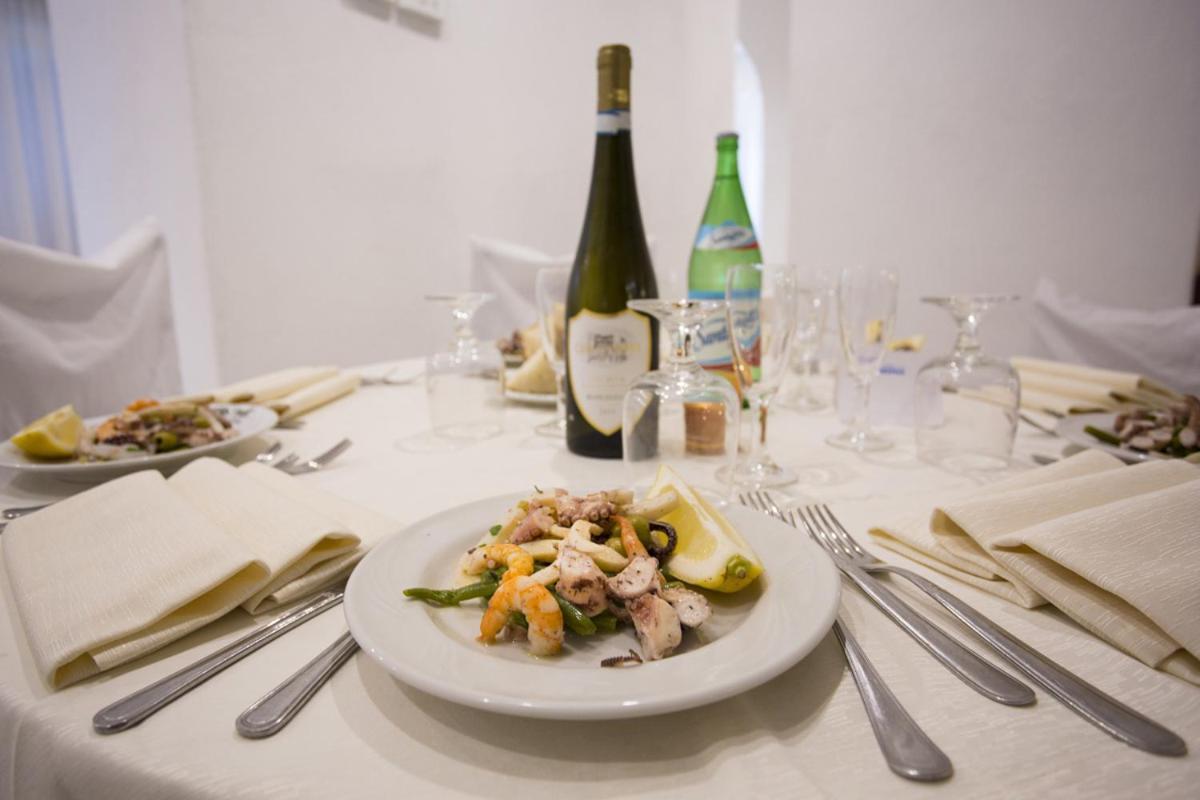 Hotel Terme Tirrenia Ischia Zewnętrze zdjęcie